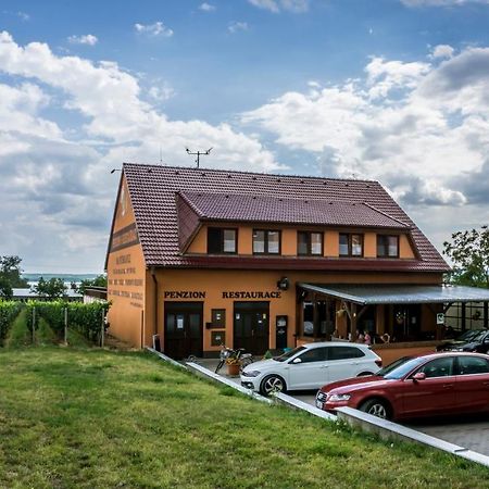 Penzion s restaurací na Furhaple Šakvice Exterior foto