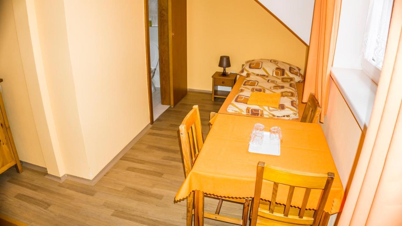 Penzion s restaurací na Furhaple Šakvice Exterior foto